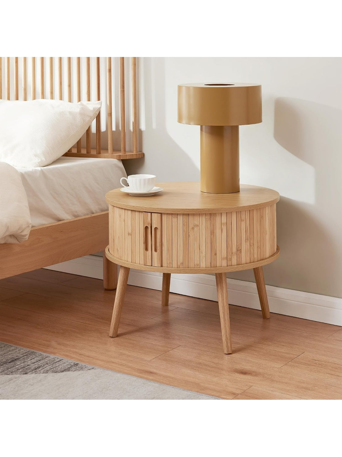 Mesa Auxiliar Cilindrica para Noche con 2 Puertas Correderas y Espacio Cerrado de Bambu Natural